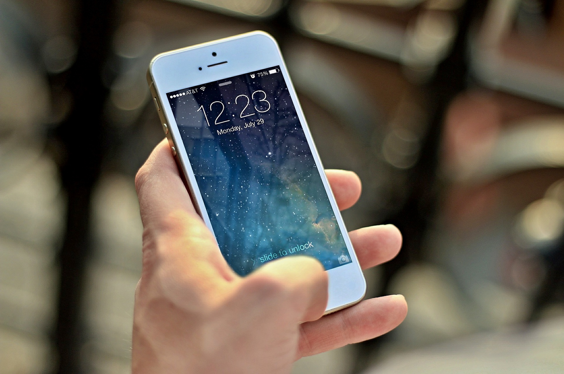 3 tipy pre mužov, ako sa šikovne vyhnúť objednávaniu u kaderníčky